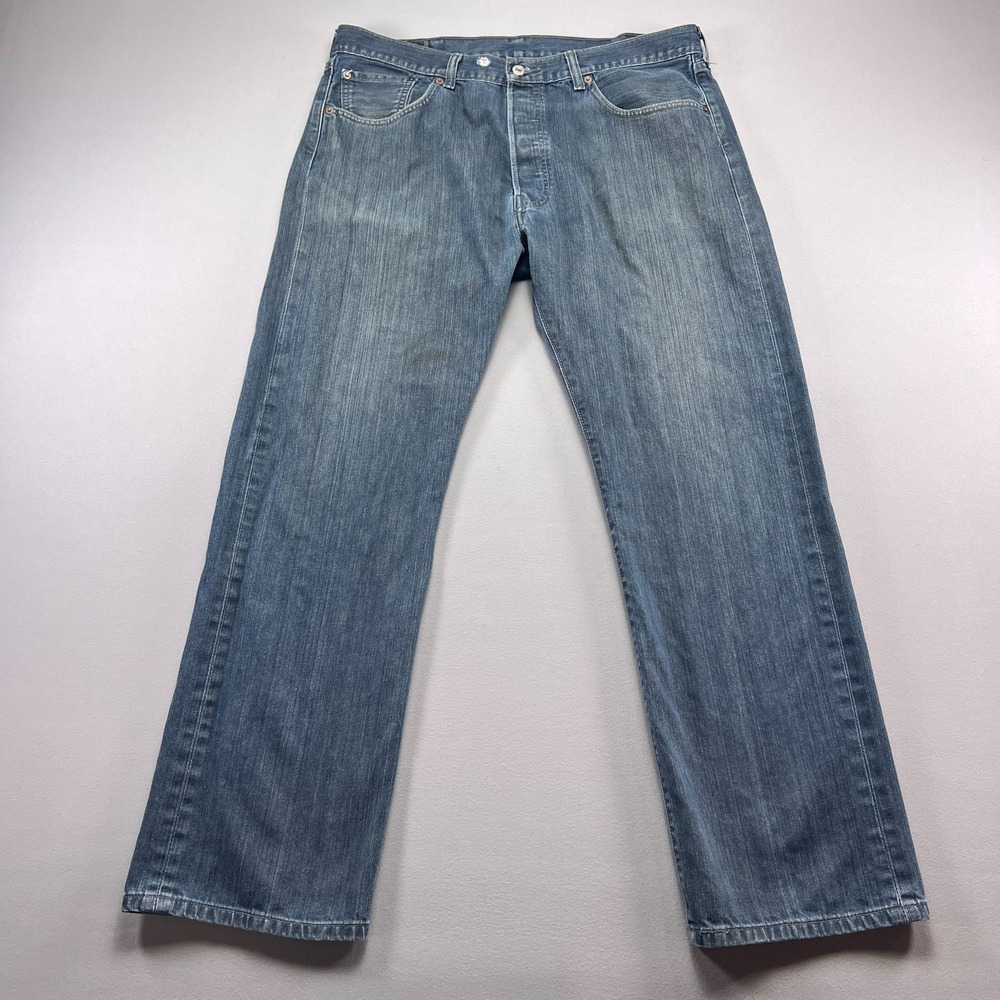 Levi's 501 Jeans Mens 38x32 Blue Denim Cotton Medium Wash Mid Rise Straight Leg